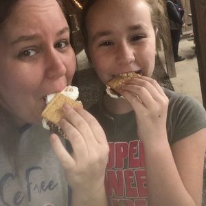 Meet your Posher, Debra